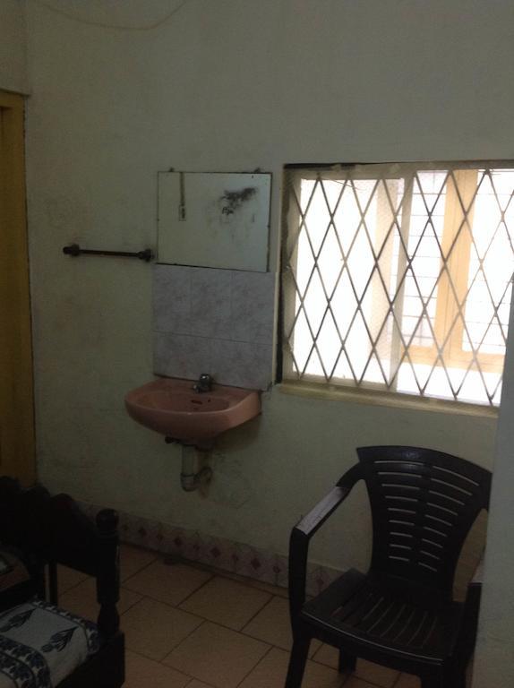 St. Antonys Lodge Kochi Exterior photo